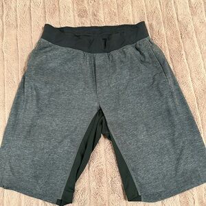 Lululemon T.H.E. Short Linerless 11" heathered grey